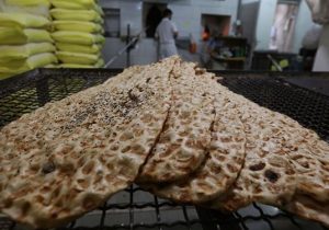 گلایه و انتقاد مردم از بی کیفیتی نان در دیشموک/مشکلات قطع و وصل برق و کارتخوان