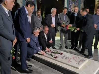 تجدید میثاق وزیر فرهنگ و ارشاد اسلامی با شهدای گمنام در استانداری کهگیلویه و بویراحمد