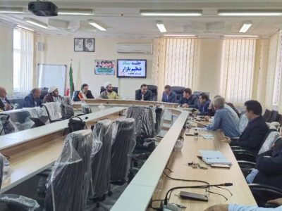 فرماندار کهگیلویه: نظارت بر بازار باید جدی‌تر شود/ برخورد با تخلفات باید قانونی و بدون رفتار نامناسب با صنوف باشد
