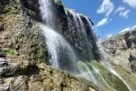 تنگه‌ای زیبا| آبشار کمر دوغ
