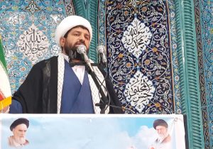 امام جمعه دیشموک: کمبود آب در برخی از مناطق شهر نیاز به پیگیری دارد/ شهرداری در سال گذشته سنگ تمام گذاشت