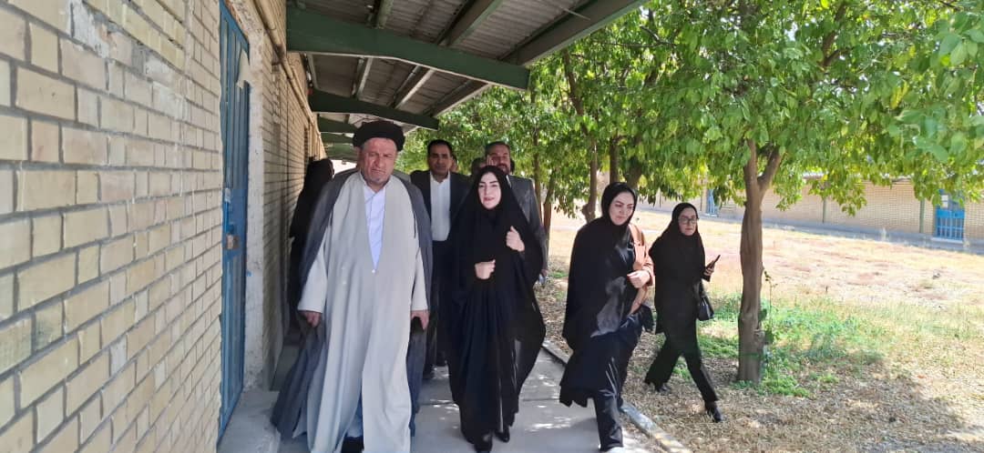 بازدید سید محمد موحد از مرکز آموزش فنی و حرفه ای دهدشت