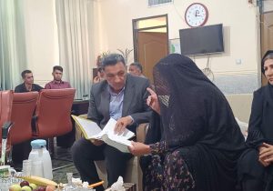 ملاقات عمومی فرماندار کهگیلویه/کاظمی جو سنگ‌صبور مردم+تصاویر