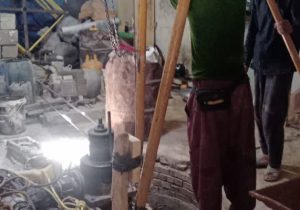 شناسایی و توقیف یک دستگاه کمپرسور غیر مجاز و دستگیری متخلفین (حفاران) کف شکنی غیرمجاز چاه ها در شهرستان کهگیلویه