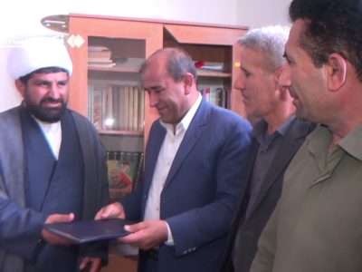 تجلیل آموزش و پرورش دیشموک از خدمات امام جمعه به مناسبت سالروز نخستین نماز جمعه کشور+تصاویر