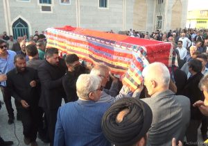 پدر شهید دانشجو اللهکرم دمساز به فرزند شهیدش پیوست
